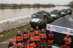 Kocaeli-Itfaiyesi-Edirnede-Sel-ve-Taskin-Riskine-Karsi-Teyakkuz-gemini